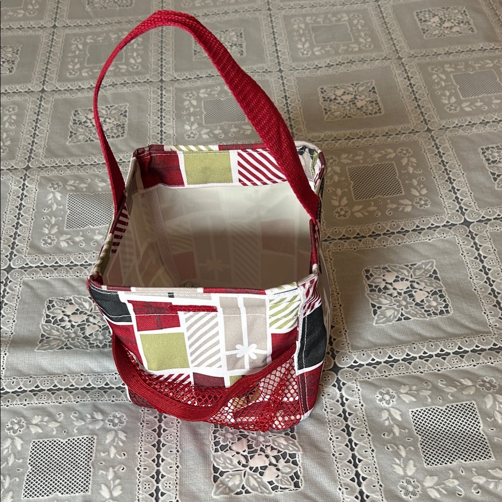 thirty-one Christmas Patterned Utility Tote with Olive and Black Accents